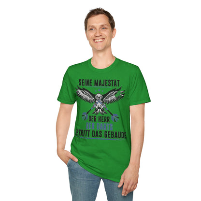 T-Shirt — 'Seine Majestät' Darts Player Tee (German)