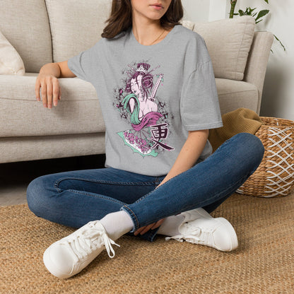 Geisha Anime Art T‑Shirt — Retro Floral Japanese Illustration
