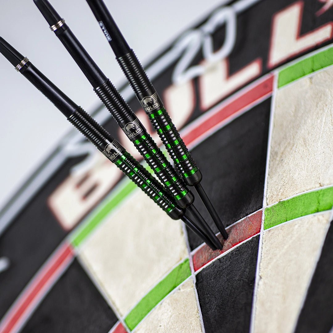 Bull's Smoke Green Jade Steeldarts